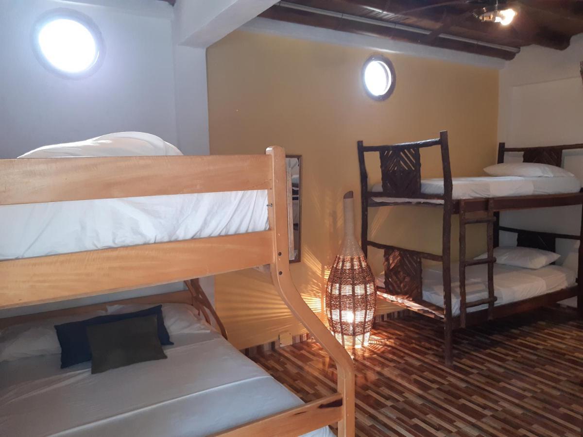 Weekendhostal Montañita Extérieur photo